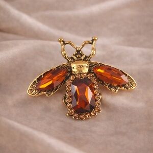 Vintage Amber Bee Crystal Brooch